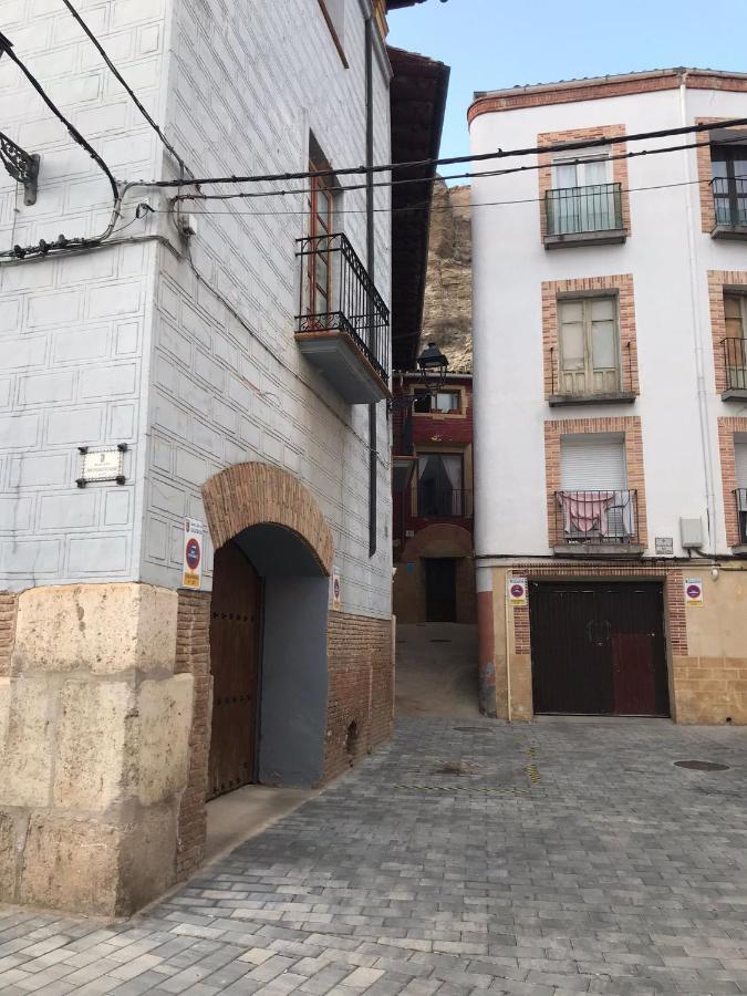 Apartamentos Erlueta Calatayud Exteriér fotografie